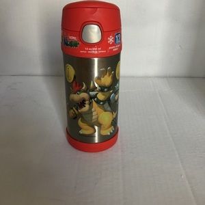 Thermos. Nintendo. Super Mario.